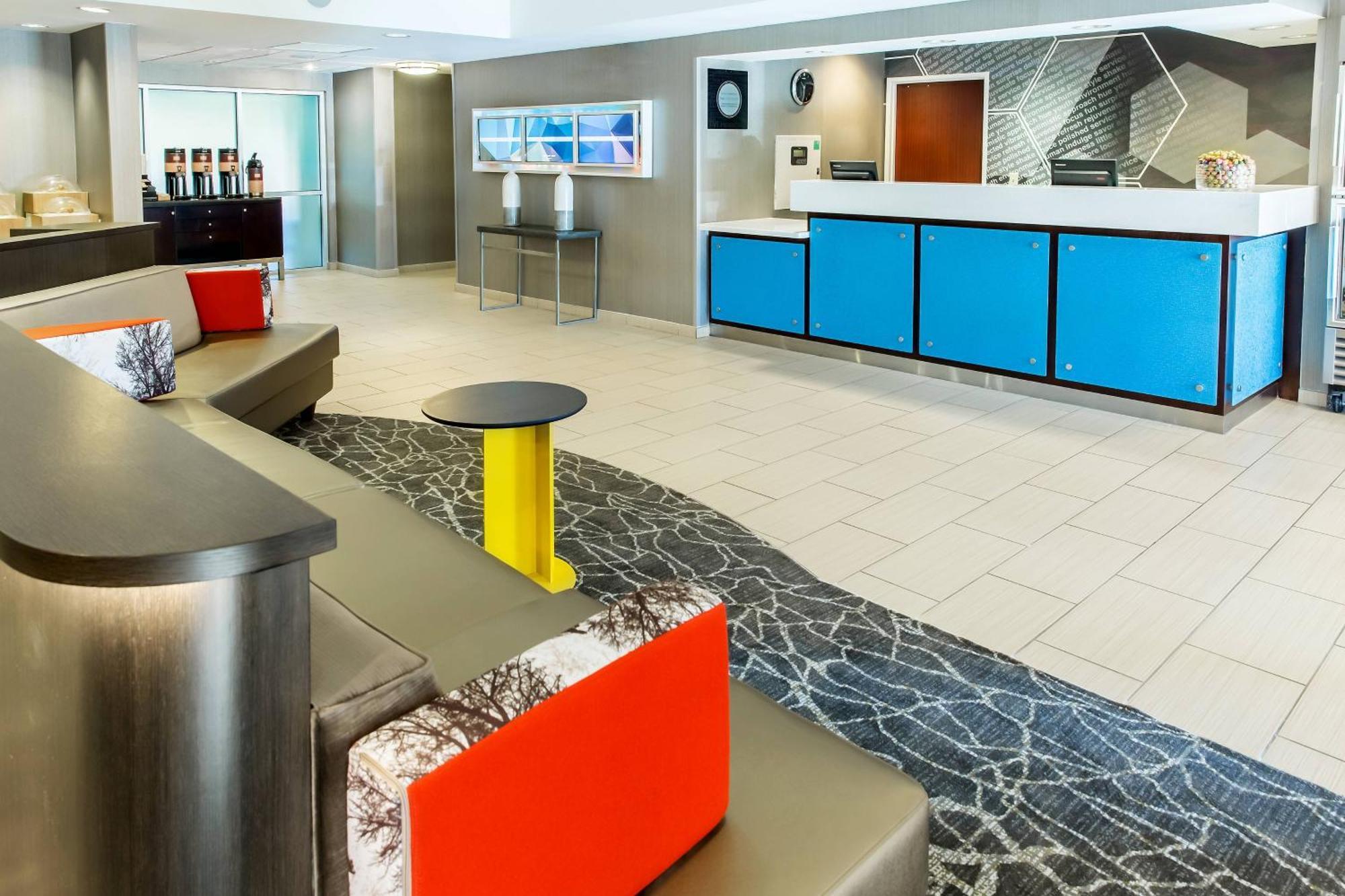 Springhill Suites By Marriott Houston Brookhollow Экстерьер фото