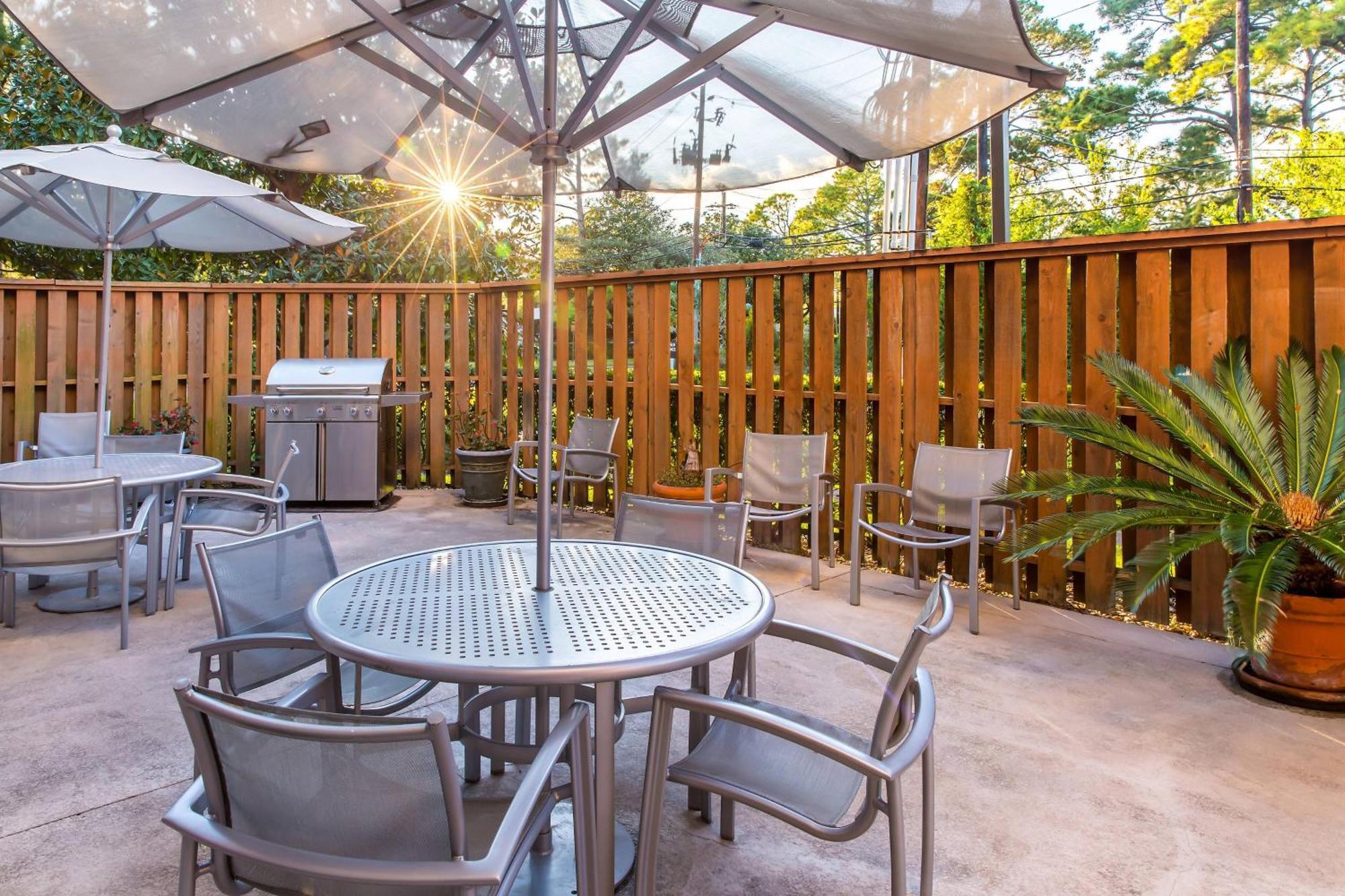 Springhill Suites By Marriott Houston Brookhollow Экстерьер фото